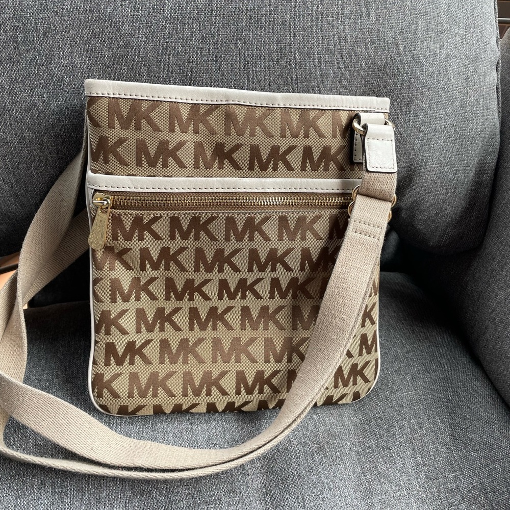 Michael Kors Crossbody